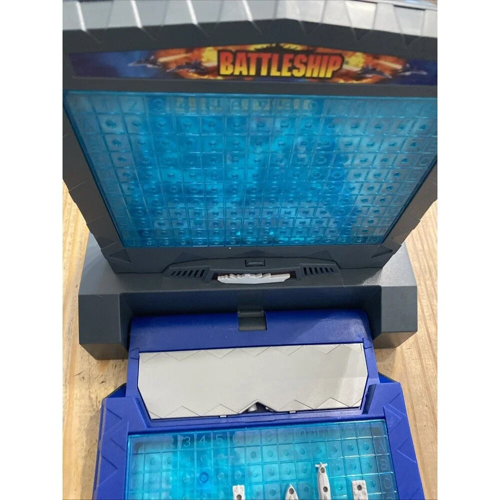2000 MB Electronic Advanced Mission Battleship Game (Complete) Tested And Works